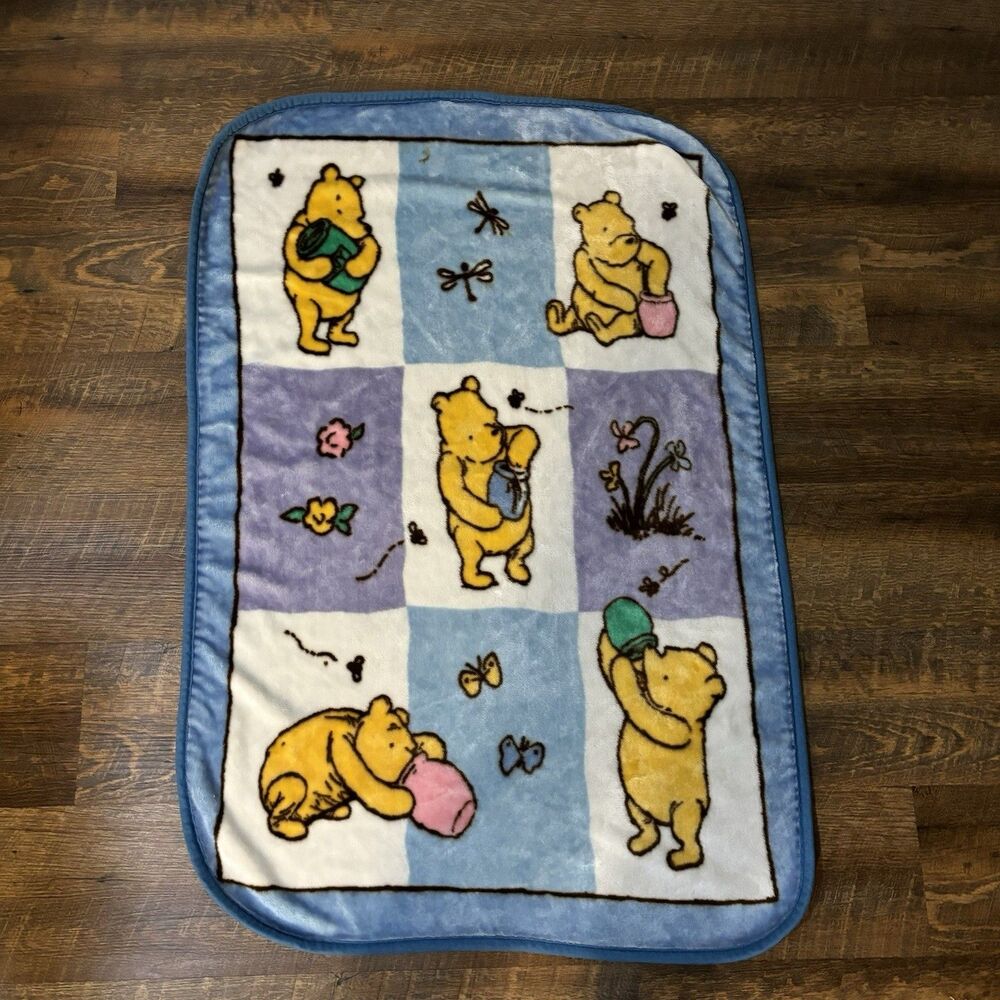 Vintage Disney Classic Plush Winnie The Pooh Honeypot Bees Baby Blanket 30x43